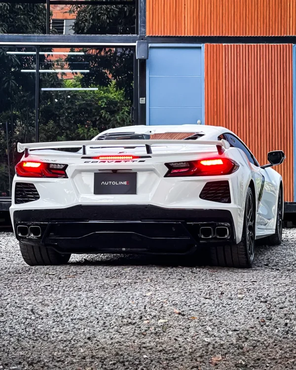 Chevrolet Corvette C8 Stingray Coupe 2025 - Imagen 3